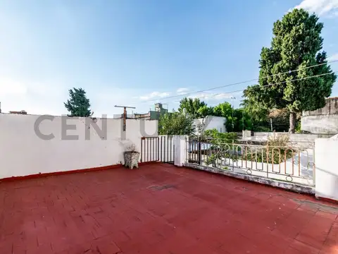 Nogoya 5500, Piso 0