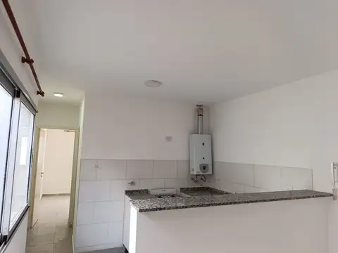 Departamento 2 dormitorios c/ balcon b° Gral Paz
