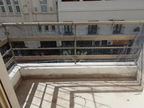 Oficina en Alquiler 72 años
