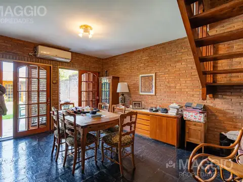 Casa en Venta con 1 cochera