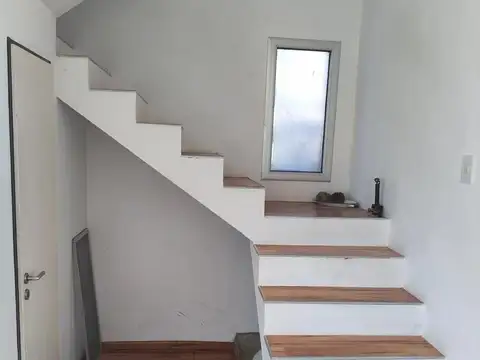 647 y diag 132  La nueva Hermosura, La Plata