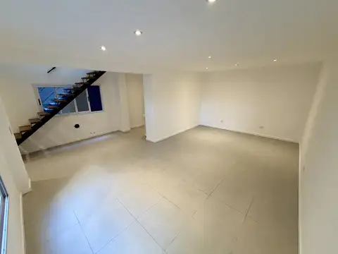 CASA 4 AMB A ESTRENAR