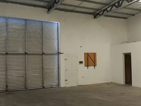 Galpon en Venta en Malvinas Argentinas, USD 130.000
