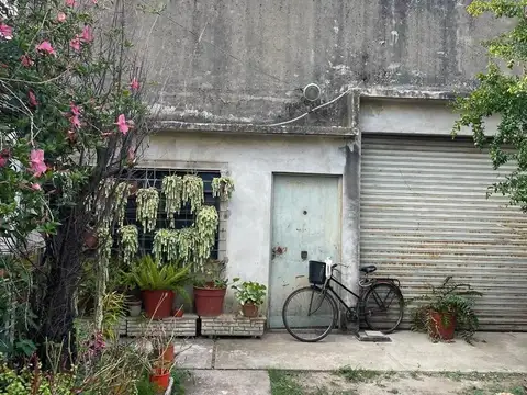 Local en Venta en Berazategui, USD 160.000