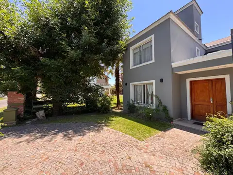 CASA 5 AMB VENTA BCO PROVINCIA APTO CREDITO PERMUT