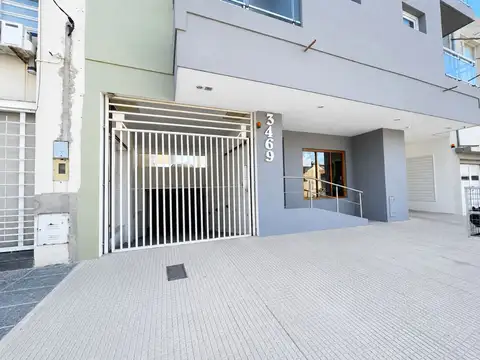 Venta departamento 2 ambientes al frente y cochera