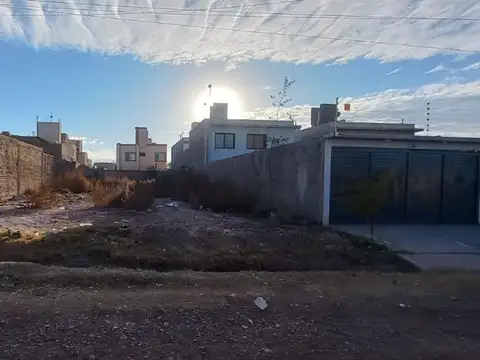 LOTE EN GUTIERREZ MAIPU APTO PH