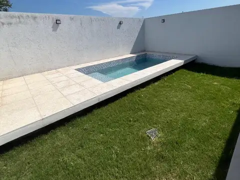 Casa en Venta en Barrio Norte, USD 120.000
