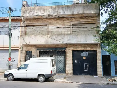 Venta PH 3 ambientes a refacc c/terraza y pileta