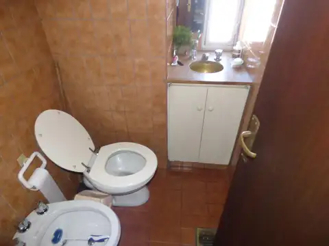 48 e/ 14 y 15 n  971  Piso 7 Oficina A