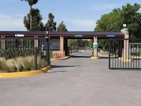 Terreno en Venta en Santo Tomas, USD 47.000