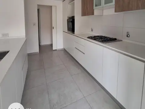 Departamento en Venta en Fisherton, USD 215.000