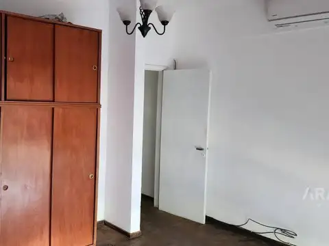 Edificio Comercial en Venta - Luis Guillon