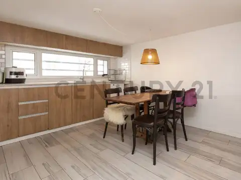 giribone 600, Piso 0