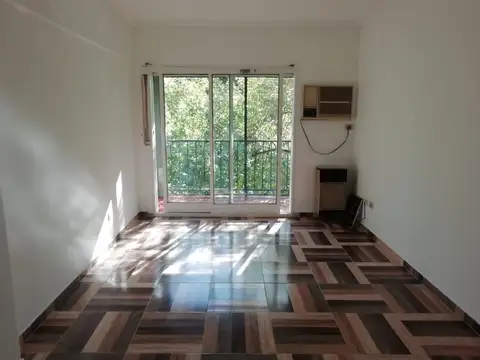 Avenida Comodoro Martín Rivadavia 1800, Piso 2
