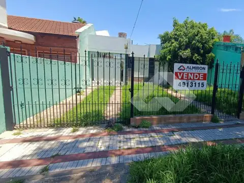 Venta | Casa | 3 Dormitorios | Piscina | Cochera | San Lorenzo | Barrio San Martin