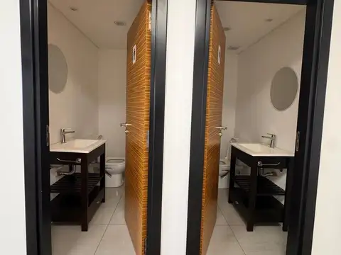 Oficina en Alquiler al Este