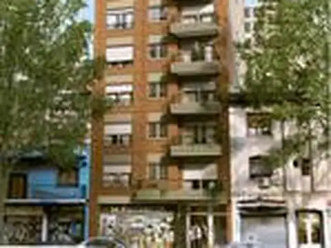 ESCALADA DE SAN MARTIN, R. al 900