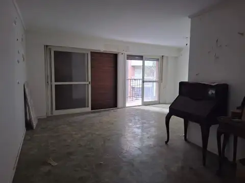 3 AMBIENTES CON DEPENDENCIA - COCHERA - VENTA - PALERMO