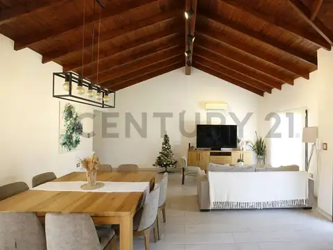 Casas en venta en Villa Castells, Gonnet