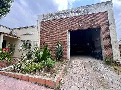 VENTA GALPON + CASA 3 DORM  BARRIO PARQUE CAPITAL