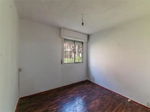 Apartamento de 2 Dormitorios - Planta Baja