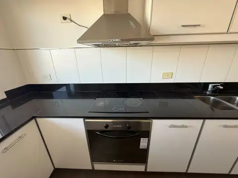 Departamento en Alquiler con 1 cocheras