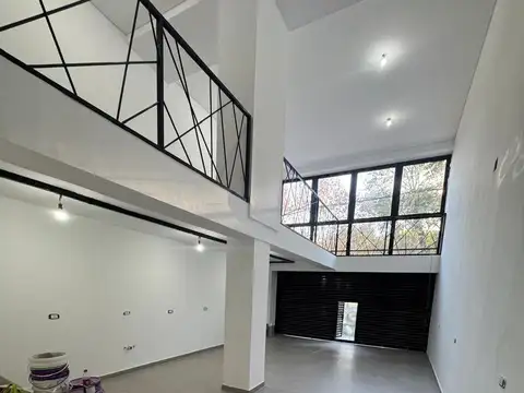 Local en Venta 1 año