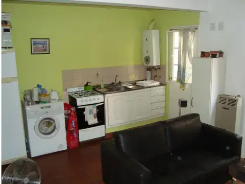 Hipolito Irigoyen 1100