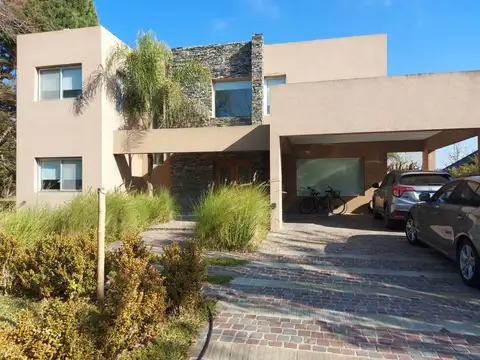 Casa en Alquiler Temporal en Golfers, USD 3.500
