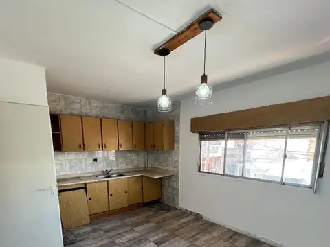 Se VENDE PH primer piso 3 ambientes