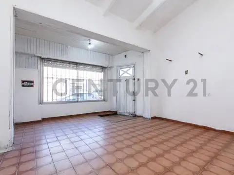 VENTA PH AL FRENTE CON PATIO EN QUILMES