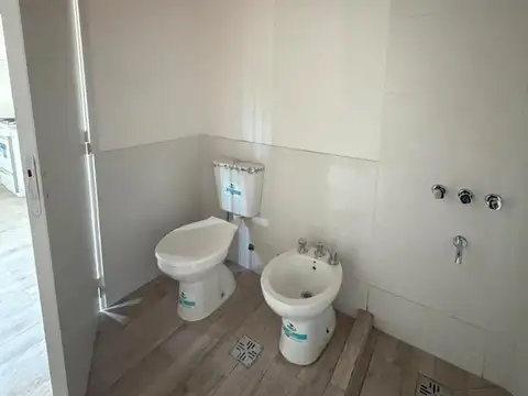 Depto Tipo Casa 2 ambientes con 1 baño