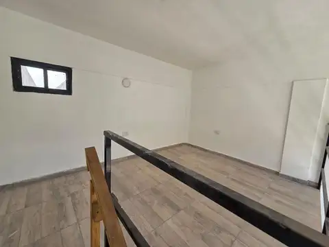 Depto Tipo Casa en Venta al Este