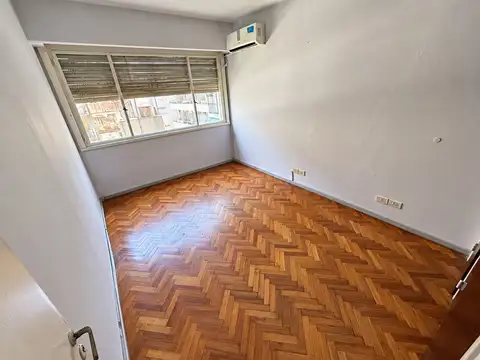 Departamento 4 ambientes con 3 baños