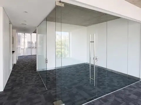 Oficina en Venta en Lomas de Núñez, USD 350.000