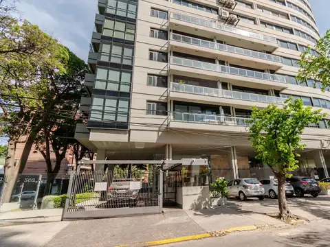 Impecable departamento con cochera en alquiler en el edificio Carpe Diem, en La Lucila.