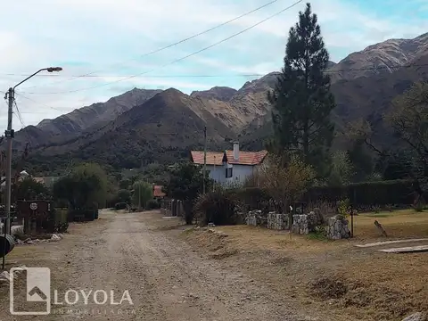 Casa 3 ambientes con 1 baño