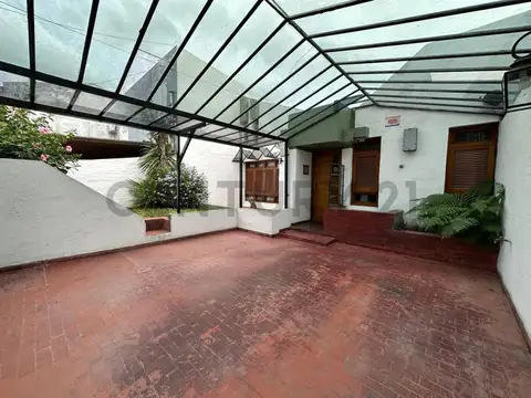 518 bis e/ 7 y 8 , Piso 0