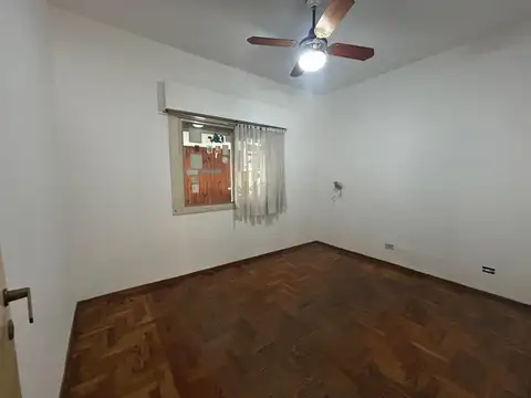 Excelente Casa con Patio en Villa Maipú