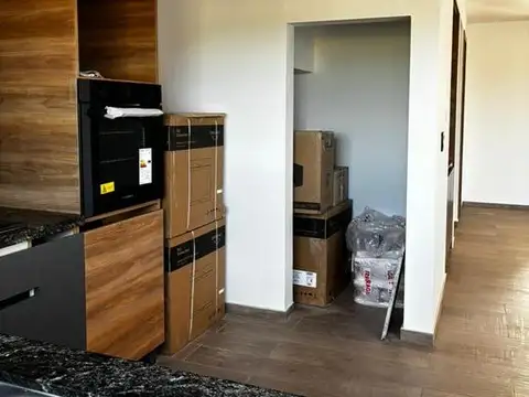 Depto Tipo Casa 5 ambientes con 2 baños