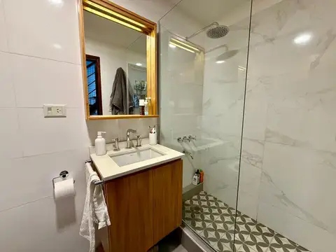 Casa 4 ambientes con 1 baño