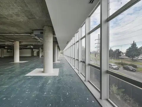 Alquiler Oficina en San Isidro Plaza, Martínez