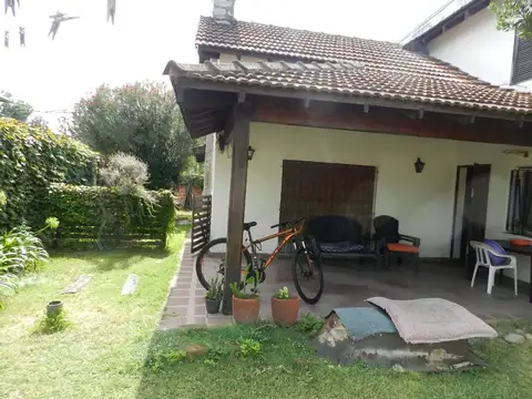 VENTA CASA 4 AMBIENTES EN DON TORCUATO-APTO CRED.