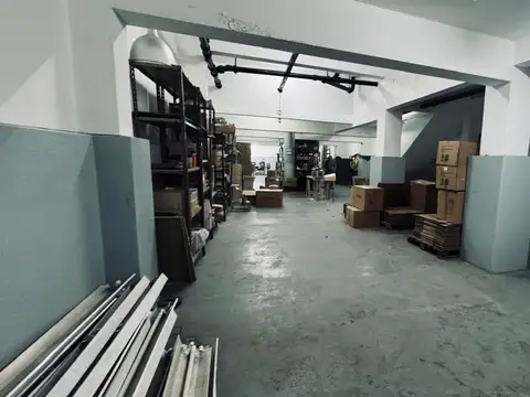 Galpón en Villa del Parque