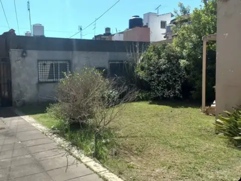 Casa en Venta en Isidro Casanova, USD 80.000