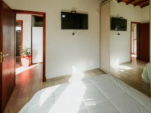 Casa 5 ambientes con 2 baños