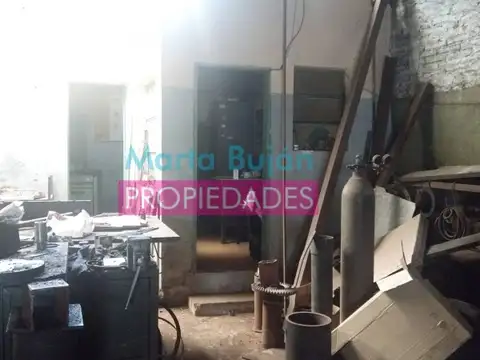 Galpon en Venta en Crucesita, USD 150.000