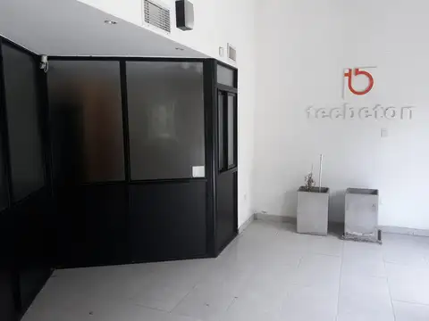 Local en Venta 50 años