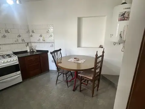 Depto Tipo Casa 3 ambientes con 1 baño